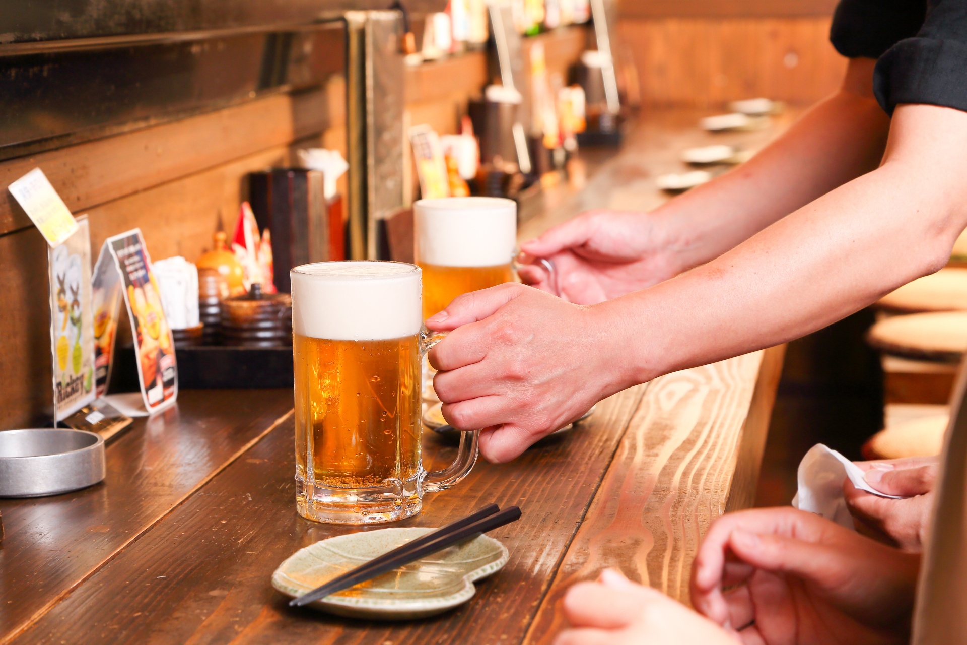 昼飲みを満喫 | 神奈川県横浜駅周辺の居酒屋なら呑りお